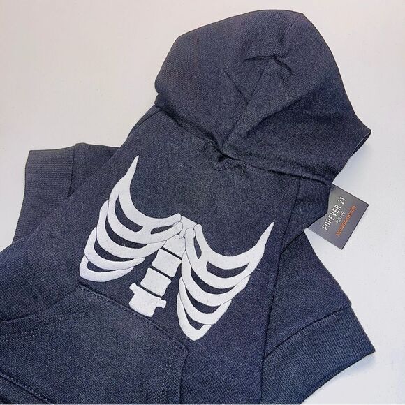 Forever 21 Skeleton Graphic Black Small Dog Hoodie Size M/L Skull Sweatshirt - Picture 5 of 11